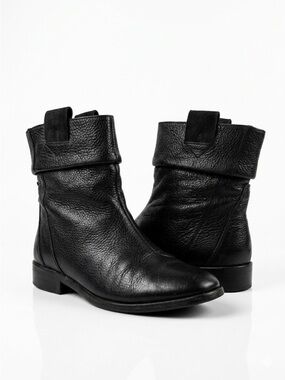 Tsubo Slouch Ankle Boots Foldover Cuff Flat Pebbled Leather Black Size 9